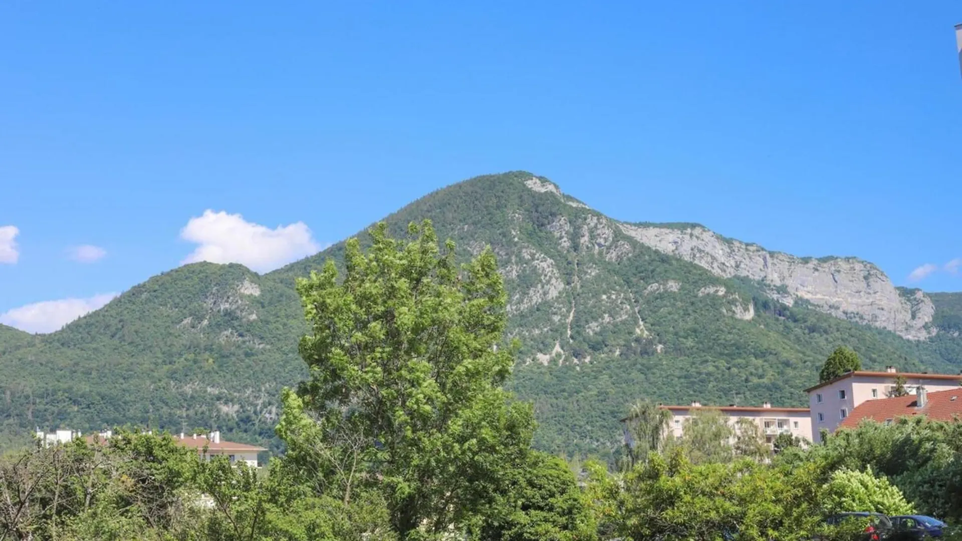 La Bulle Verte : T2 proche lac avec parking Annecy 0*,