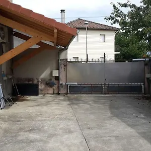 Maison Mitoyenne Tout Confort Et Parking Securise. Juillan